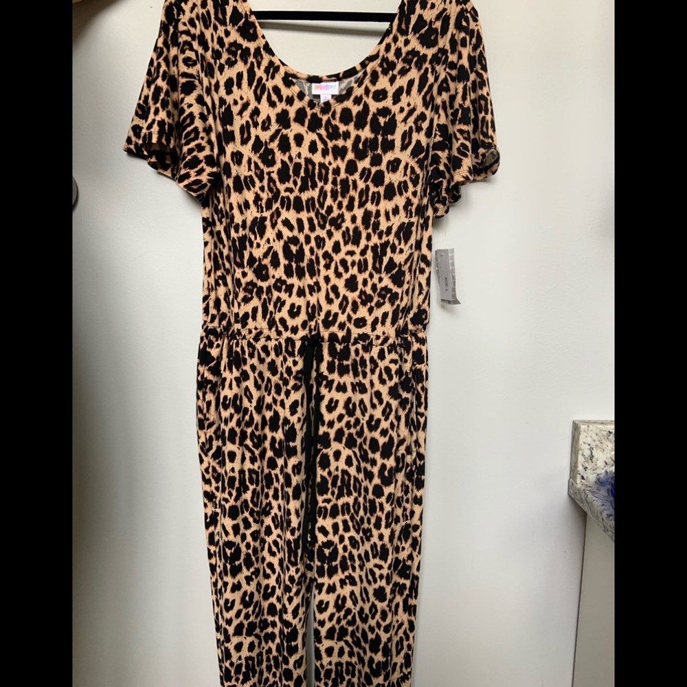 LuLaRoe NWT Women’s Leopard Jumpsuit